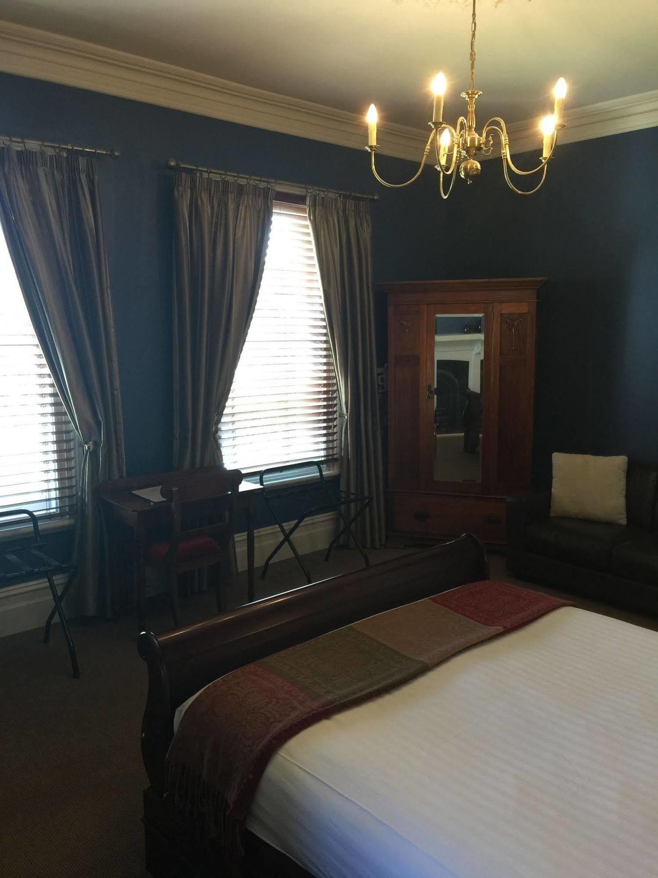 ホバート Clydesdale Manor Bed & Breakfast エクステリア 写真